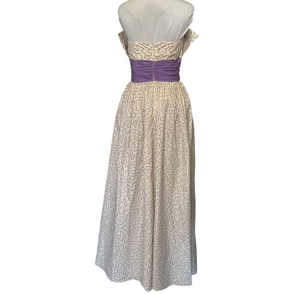 Vintage XS/S 1980s AJ Bari Strapless White and Lilac Gown - Picture 6 of 6